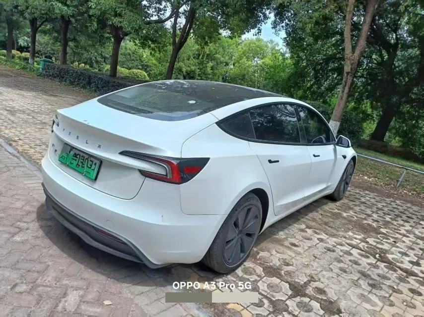 Tesla 2023 Model 3 Rejuvenation Edition Rear Wheel Drive Automatic Transmission 7