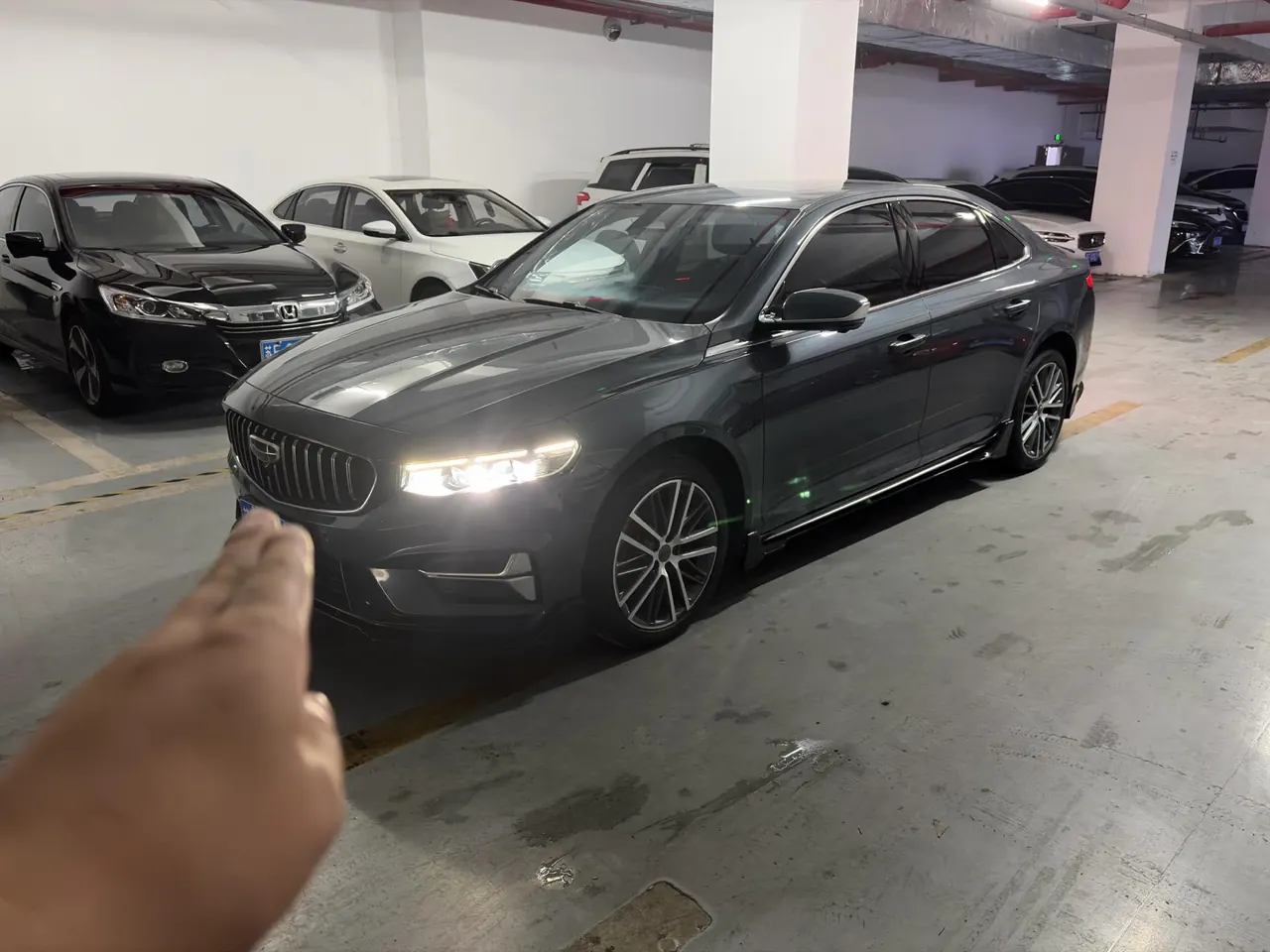 Открыть галерею: Geely 2023 xingrui 2.0TD only this green version of automatic gear