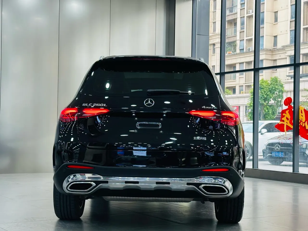 Mercedes Benz 2023 GLC 260 L 4MATIC 48V 2.0T Luxury 5-seat Automatic Gear 8