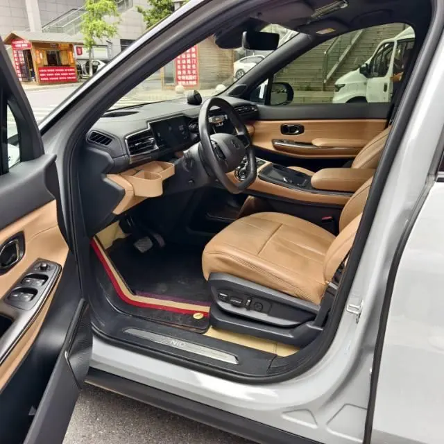 NIO 2020 ES8 Benchmark 580KM 6-seat automatic gear 9