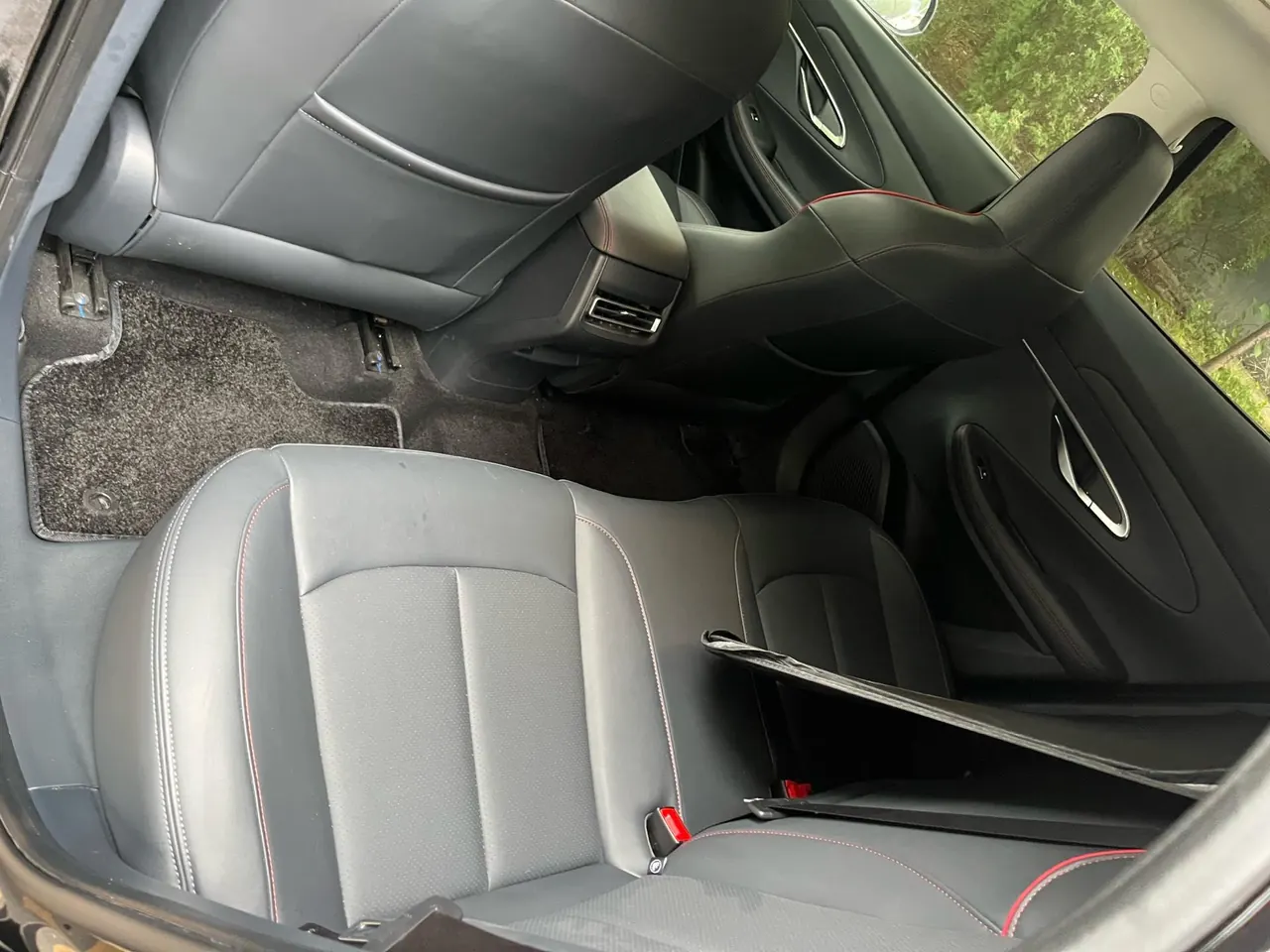 ChangAn 2020 UNI-T 1.5T Luxury Automatic 4