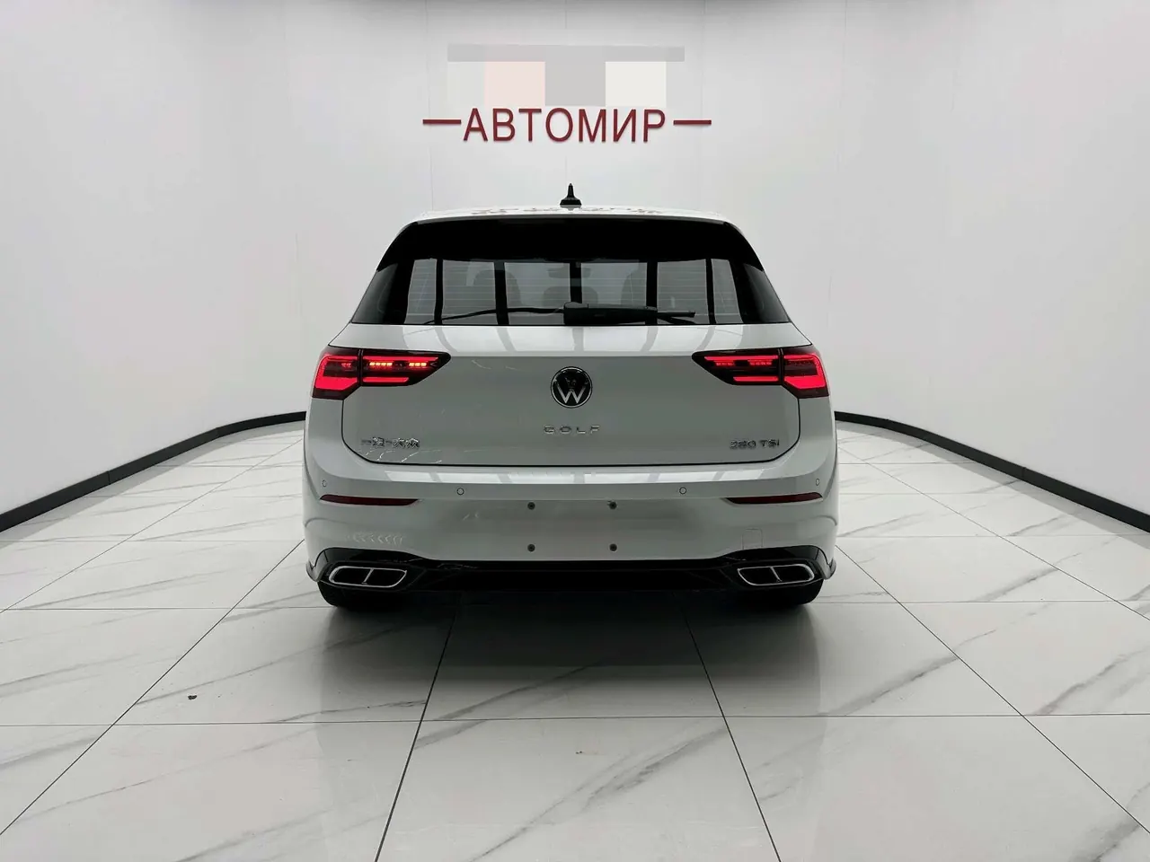 Volkswagen 2023 Golf 8 R-Line 1.4TSI 280TSI Lite Automatic 10