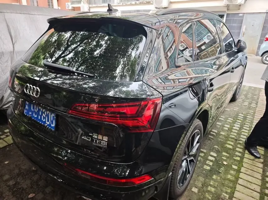 Audi 2026 Q5L 2.0TFSI 40TFSI 45th Anniversary Collection Edition Quattro Deluxe Dynamic Automatic 5