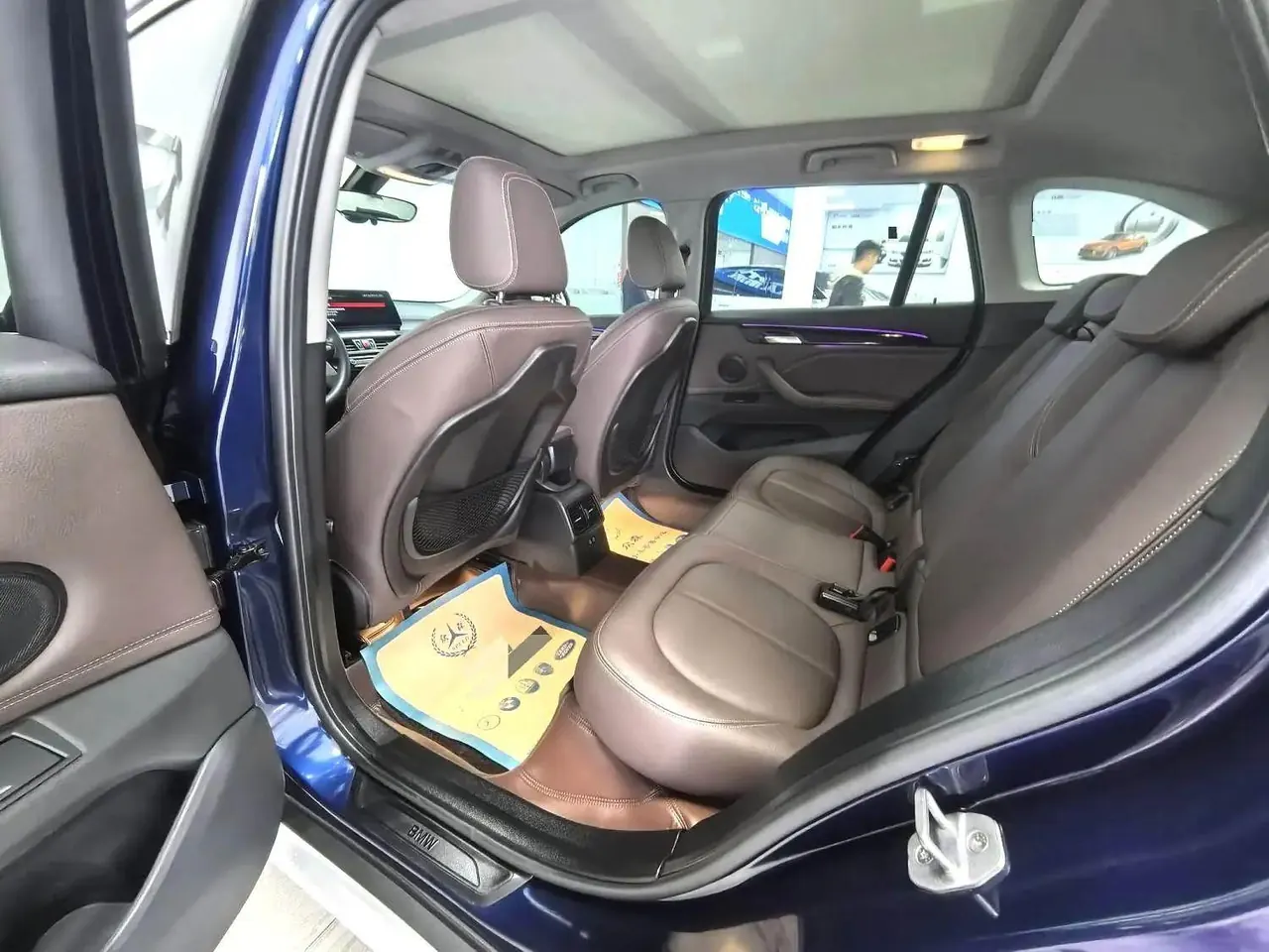 BMW 2020 X1 sDrive20Li 1.5T exclusive automatic gear 6