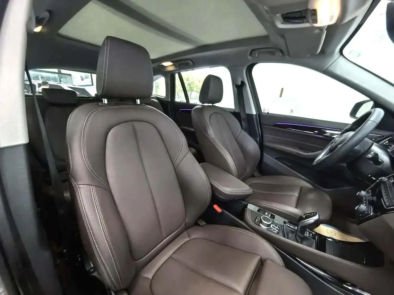 BMW 2020 X1 sDrive20Li 1.5T exclusive automatic gear 9