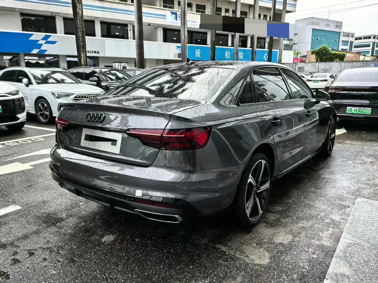 Audi 2023 A4L 2.0TFSI 40TFSI Quattro Deluxe Dynamic Automatic 4