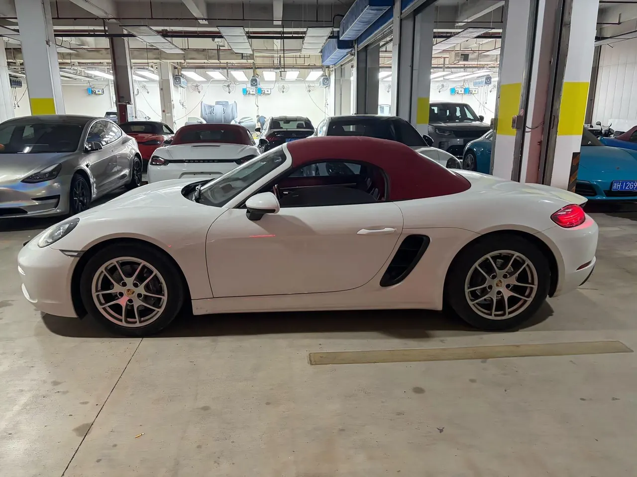 Porsche 718 (Imported) 2022 718 Boxter T 2.0T Automatic 2