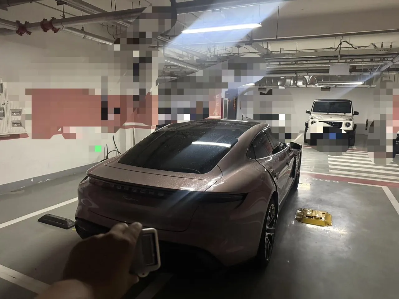Porsche Taycan (Imported) 2020 Taycan Taycan Automatic 3