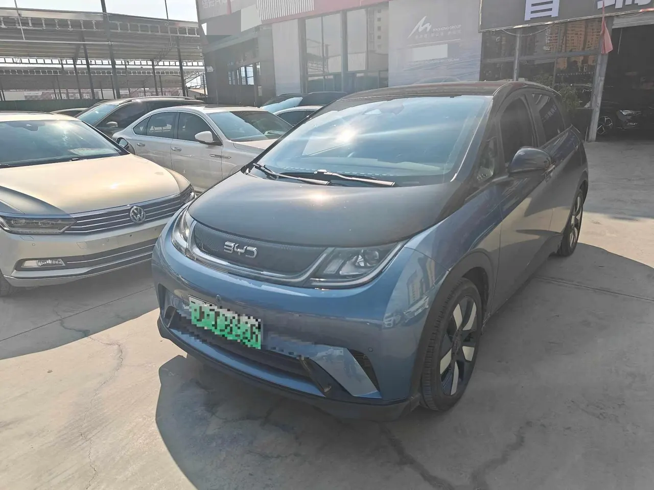 BYD 2023 Dolphins 401km Knight Edition Automatic Gear - View 1