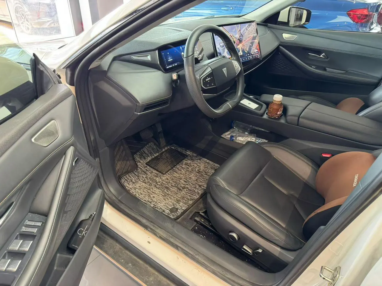 ChangAn Deepal 2022 SL03 1200 Range-extended Automatic Gear 5