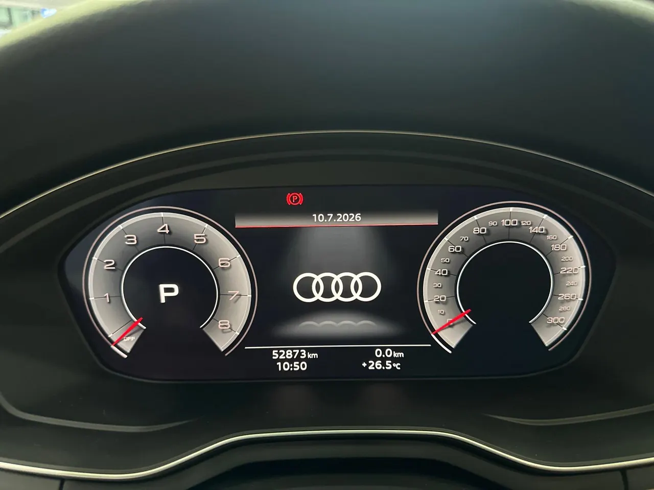Audi 2020 A4L 2.0TFSI 35TFSI Fashion Dynamic Automatic 10