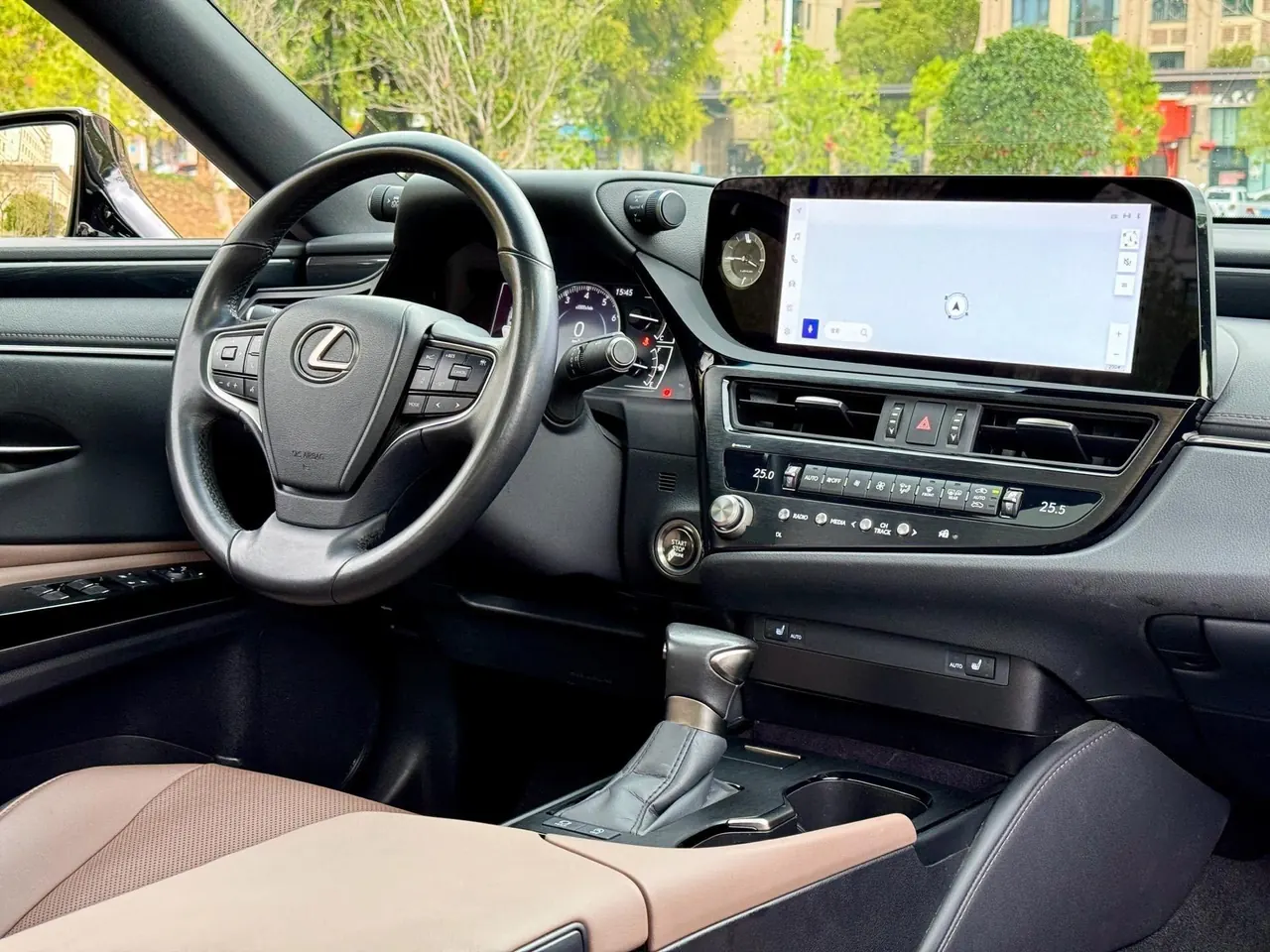 Lexus ES (Imported) 2023 ES260 2.5 Excellence Automatic Gear 7