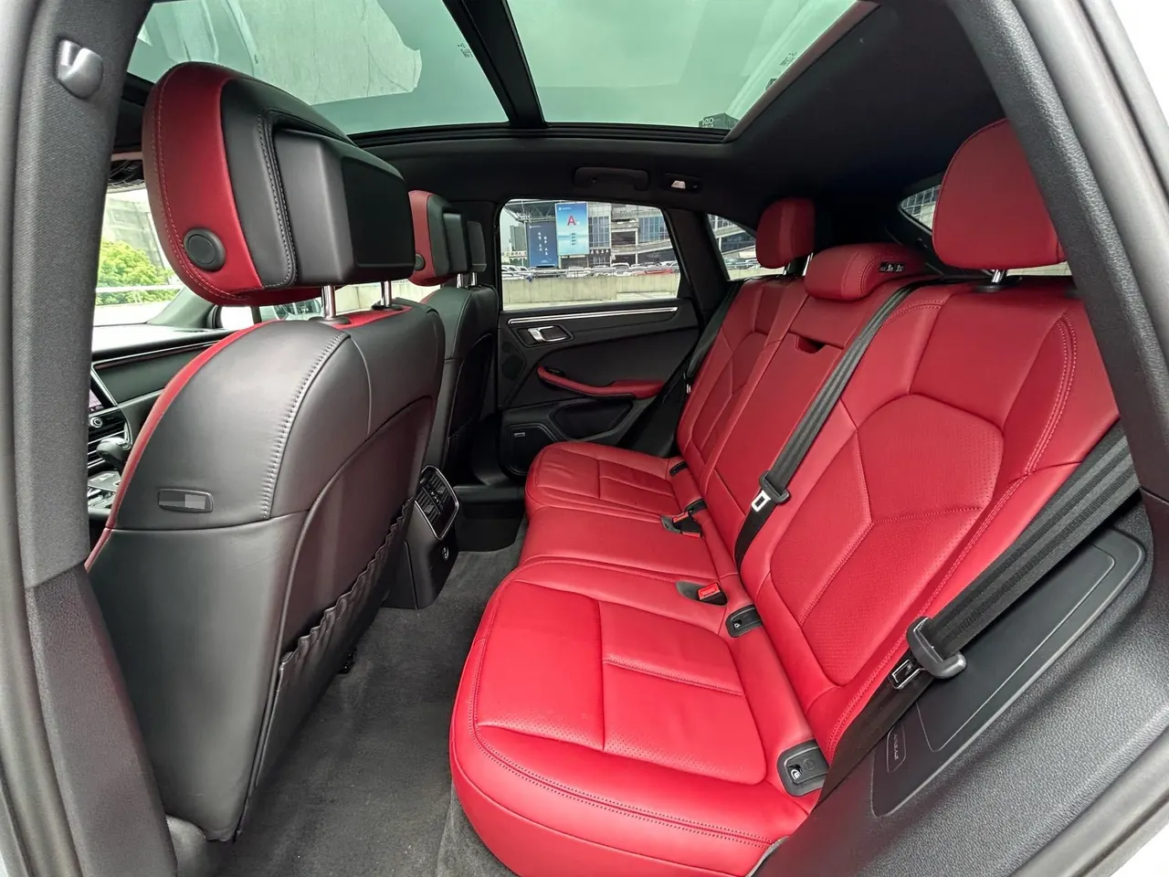 Porsche Macan (Imported) 2022 Macan 2.0T Automatic Gear 11