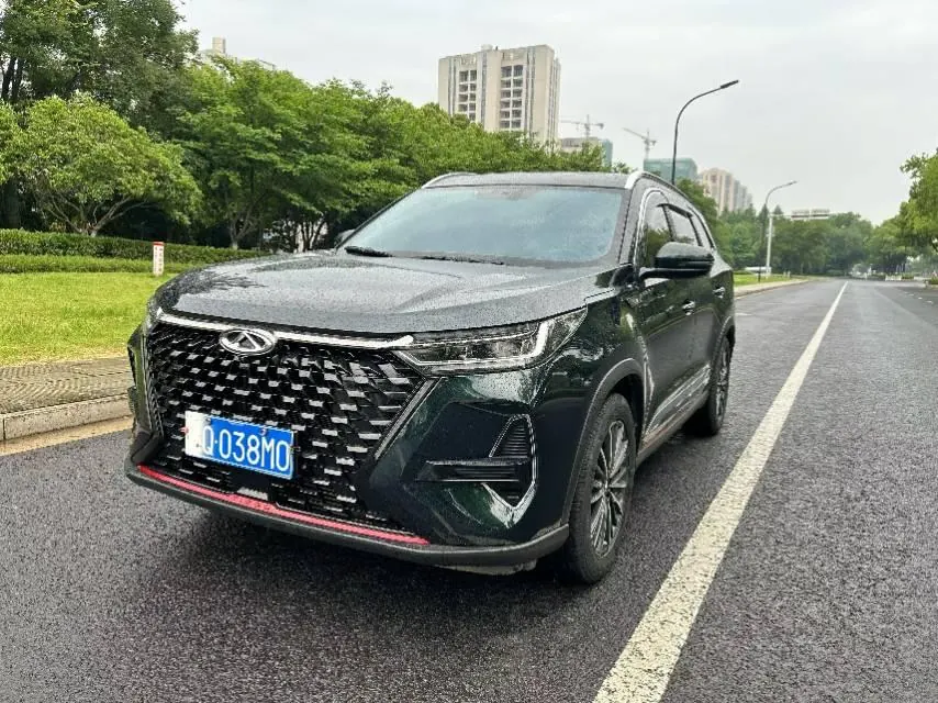 Открыть галерею: Chery 2022 Ruihu 8 PRO 1.6T 290T Two-Drive Sky Edition 5-seat Automatic Gear