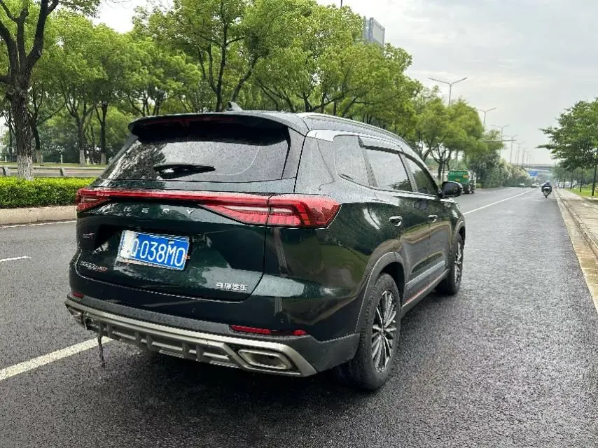 Chery 2022 Ruihu 8 PRO 1.6T 290T Two-Drive Sky Edition 5-seat Automatic Gear 9