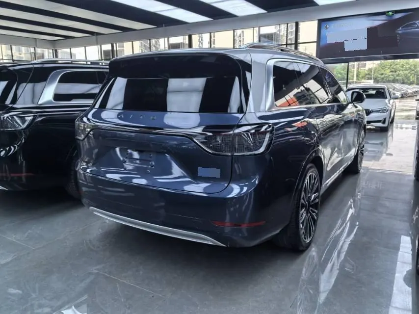 AITO 2024 AITO M9 extended range Ultra 42kWh automatic gear 7