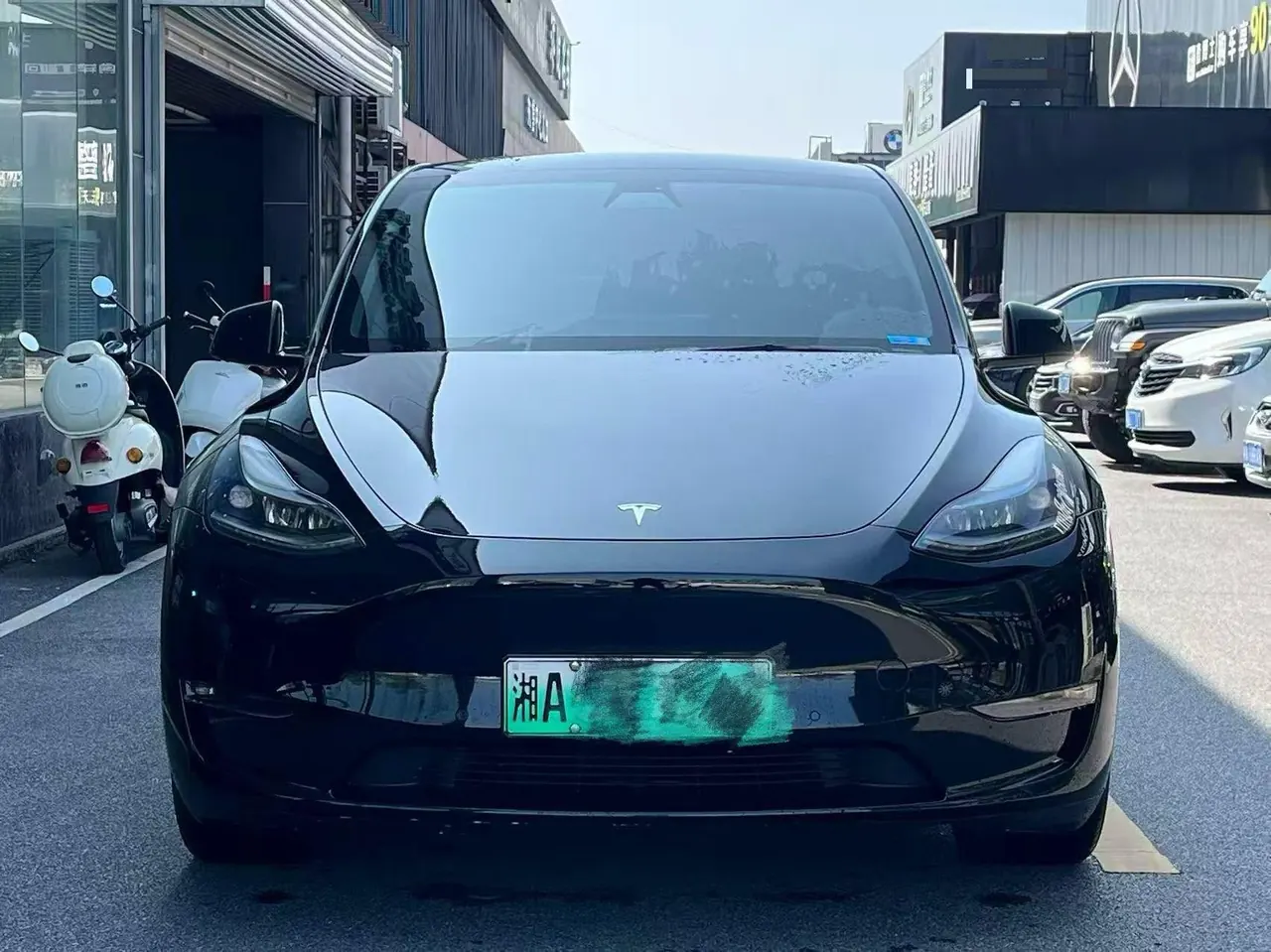 Tesla 2022 Model Y long endurance all-wheel drive version (modified) automatic gear 2