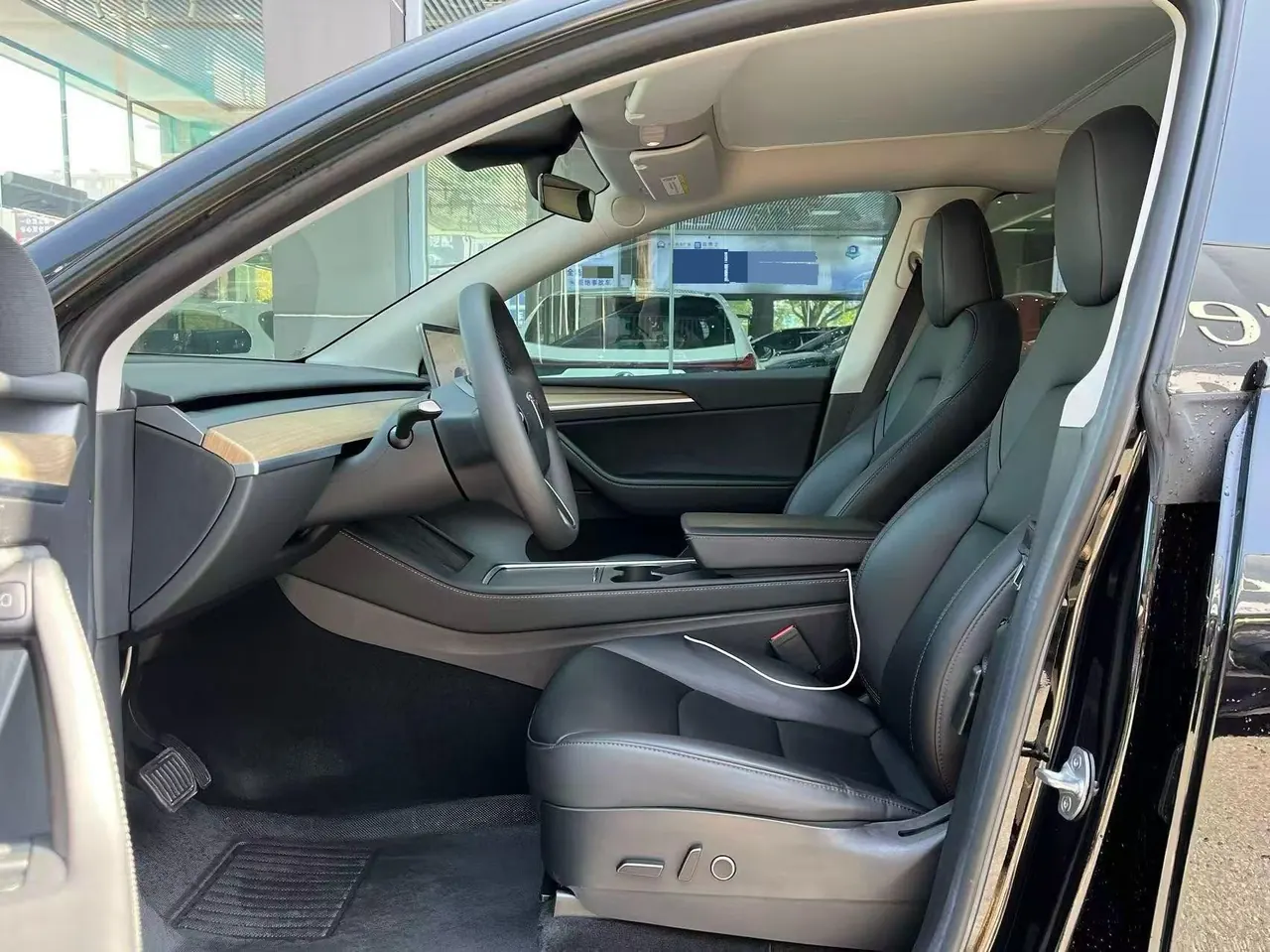 Tesla 2022 Model Y long endurance all-wheel drive version (modified) automatic gear 4