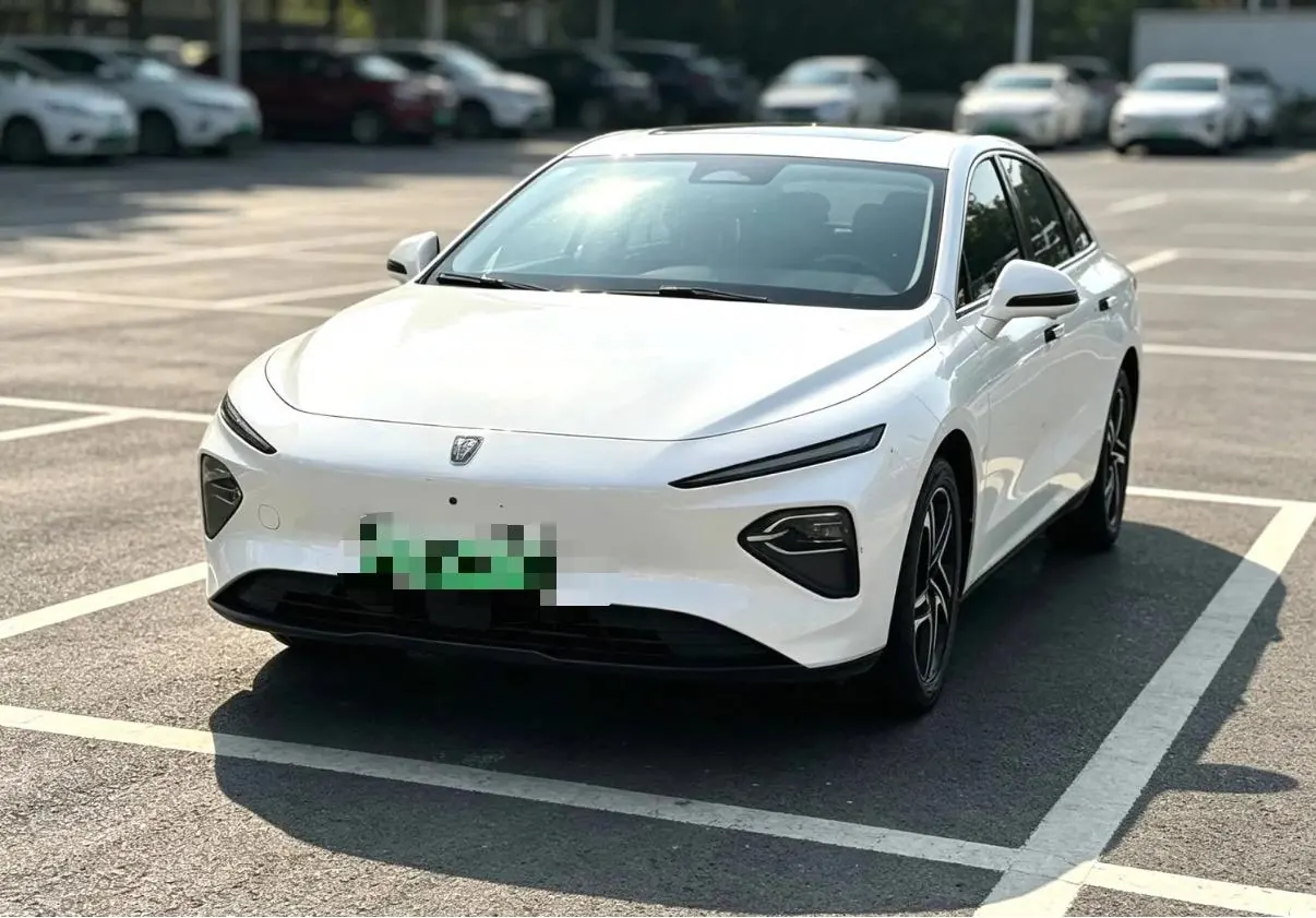 Открыть галерею: Roewe 2023 D7 EV 510km Rear Drive Ultimate Automatic Gear
