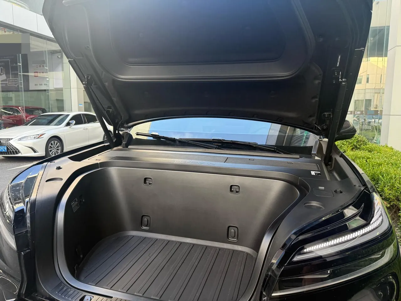 ONVO 2025 L90 Max six-seat automatic gear 5