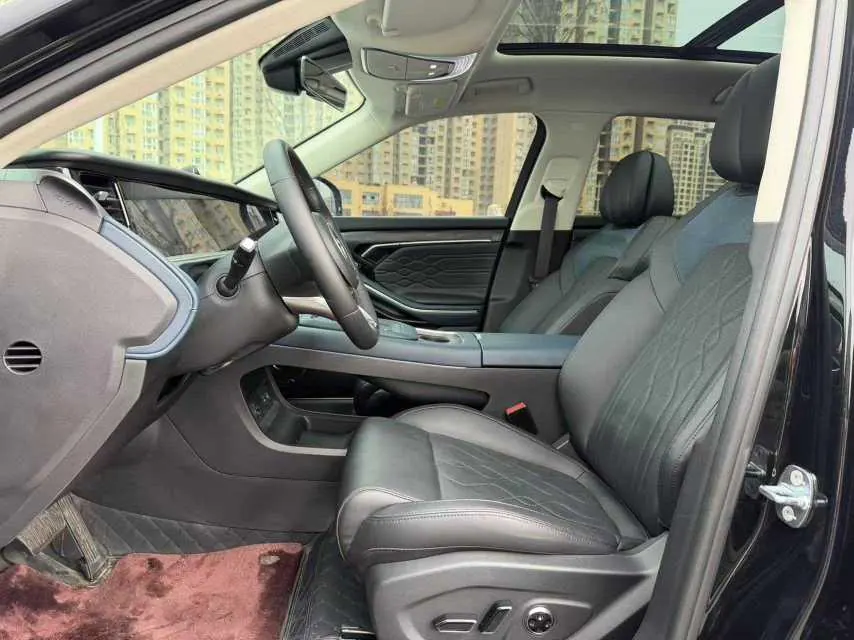 Voyah 2024 FREE Super Long Endurance Smart Driving Edition Automatic Gear 4