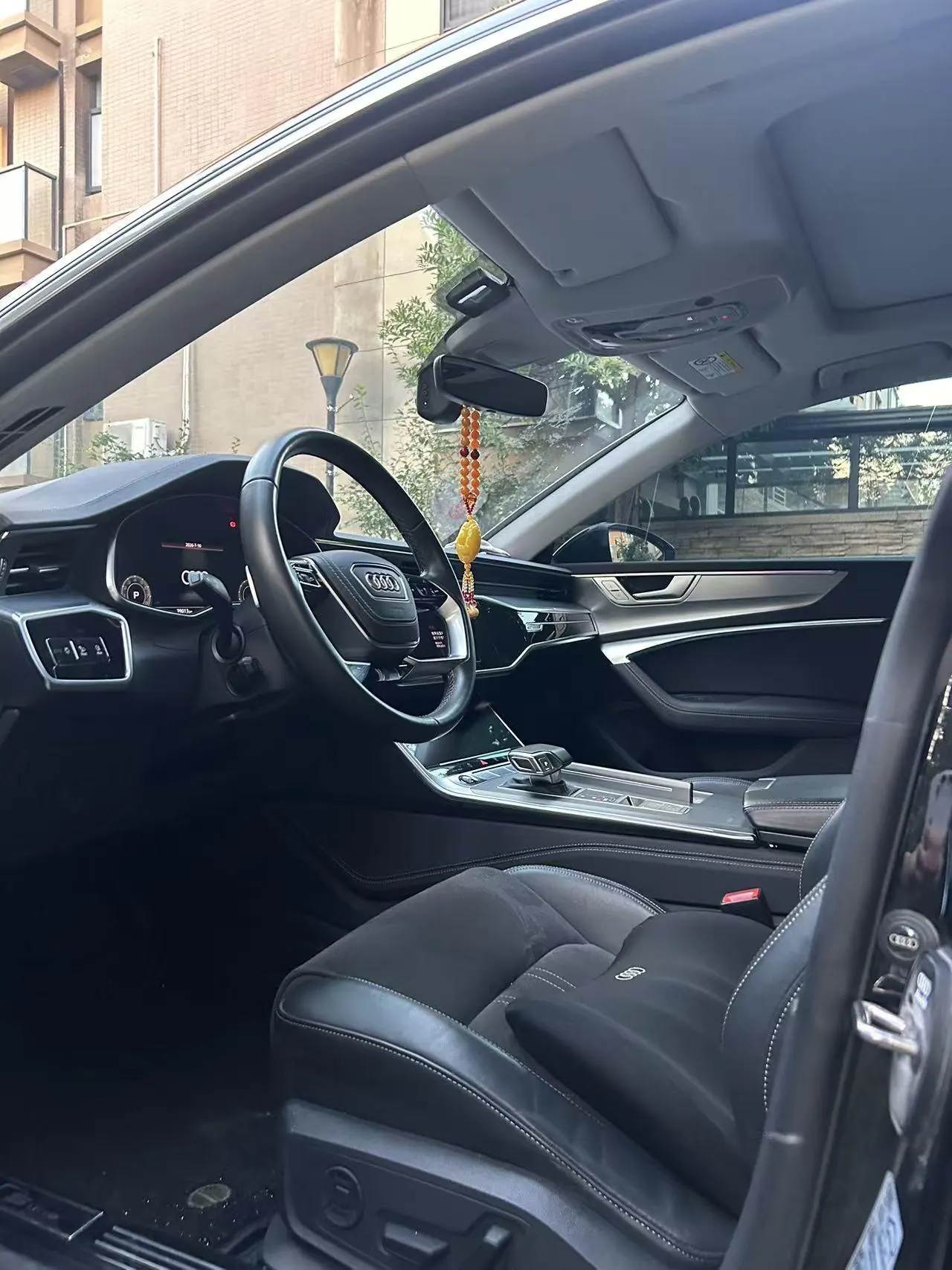 Audi 2024 A7L 2.0TFSI 45TFSI Luxury Automatic 4