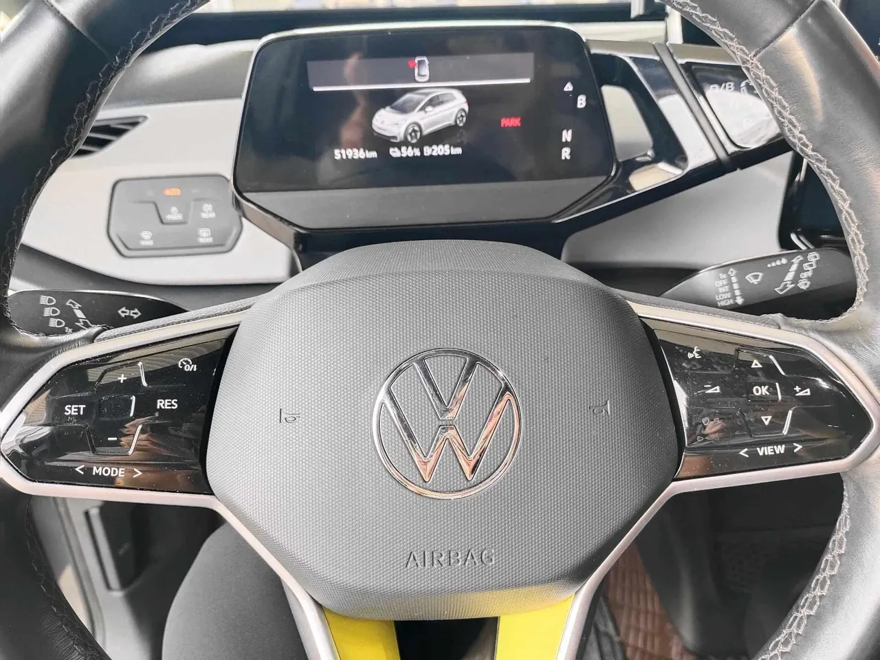 Volkswagen 2023 ID. 3 Upgraded Pure Smart Edition, Automatic Transmission 3