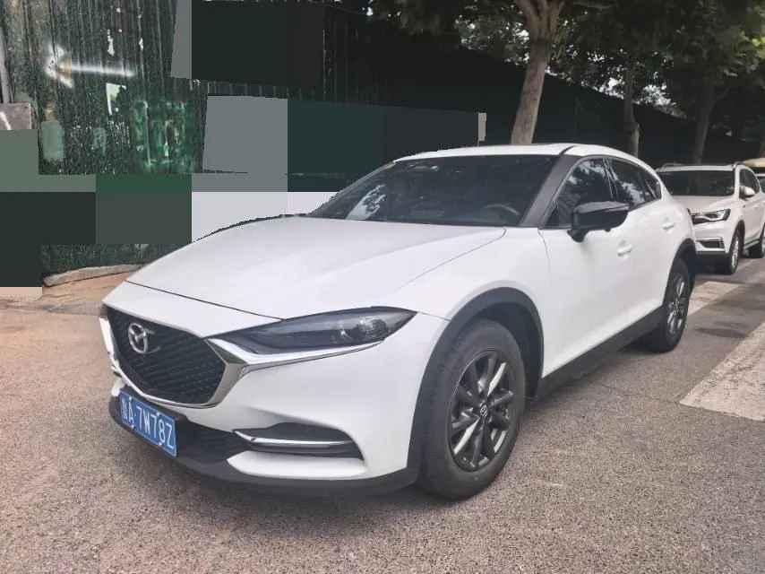 Открыть галерею: Mazda 2020 CX-4 100.00g Drive Blue Sky Vigor Edition Automatic Gear
