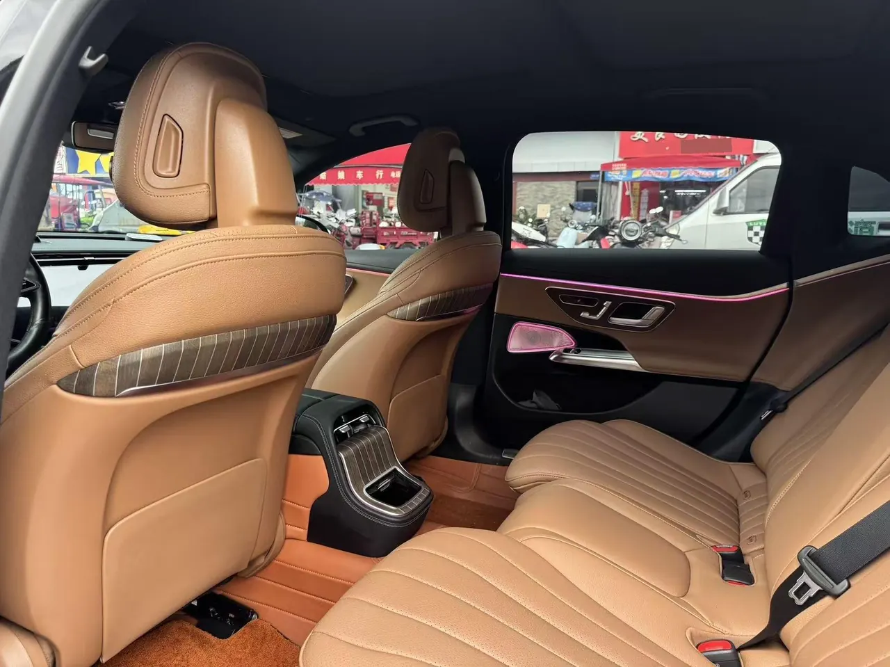 Mercedes Benz E Class 2024 E 300 L 48V 2.0T Luxury Automatic Gear 6