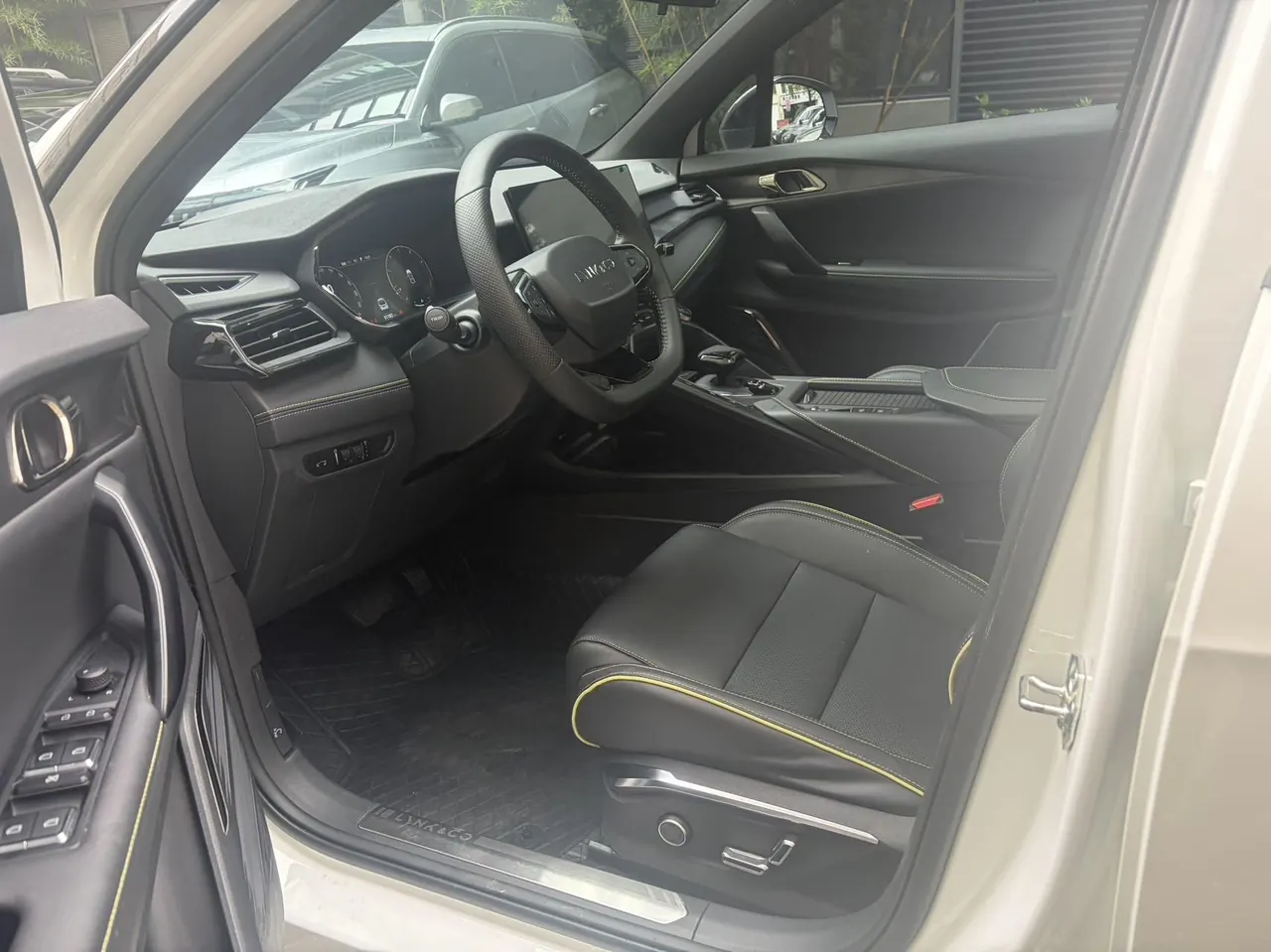 LYNK&amp;CO 2023 LYNK&amp;CO 06 1.5T Remix Pro Automatic Gear 4