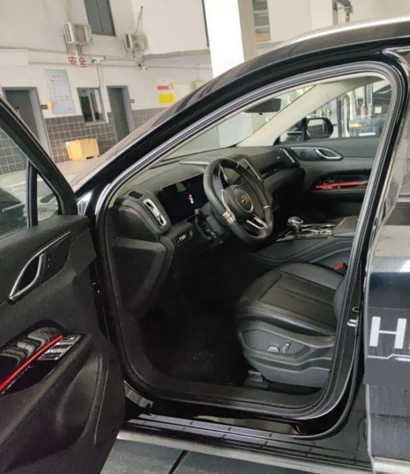 HongQi 2024 HS3 PHEV 1.5T 115km Strong Edition Automatic Gear 2