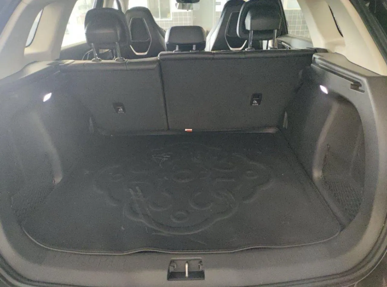 HongQi 2024 HS3 PHEV 1.5T 115km Strong Edition Automatic Gear 6