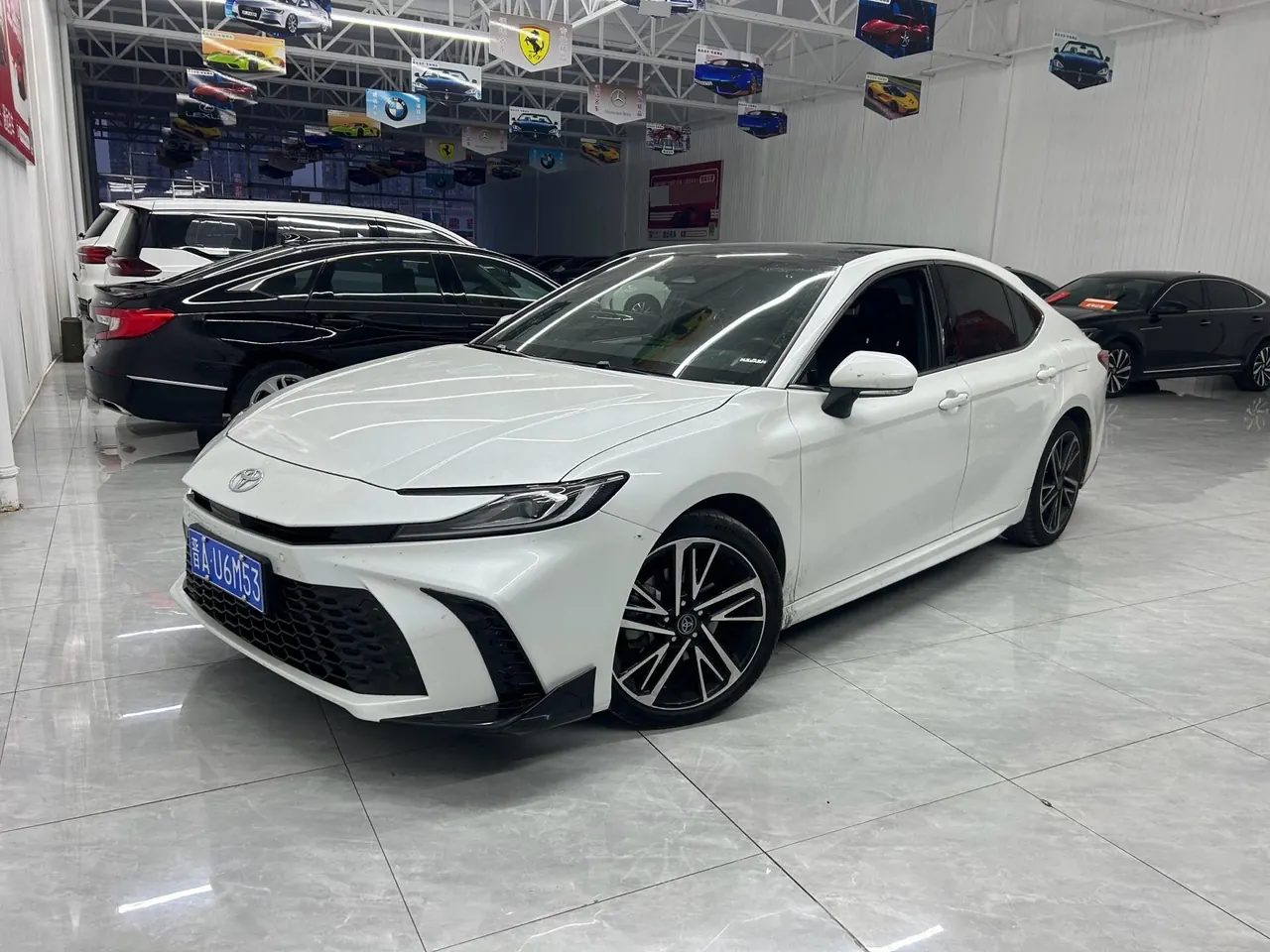 Toyota 2024 Camry Dual Engine 2.0HS Stepless Sports Edition Automatic Gear - View 1