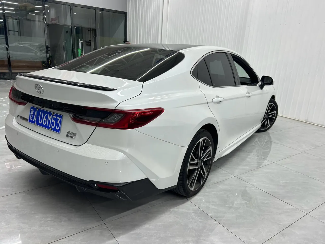 Toyota 2024 Camry Dual Engine 2.0HS Stepless Sports Edition Automatic Gear 5
