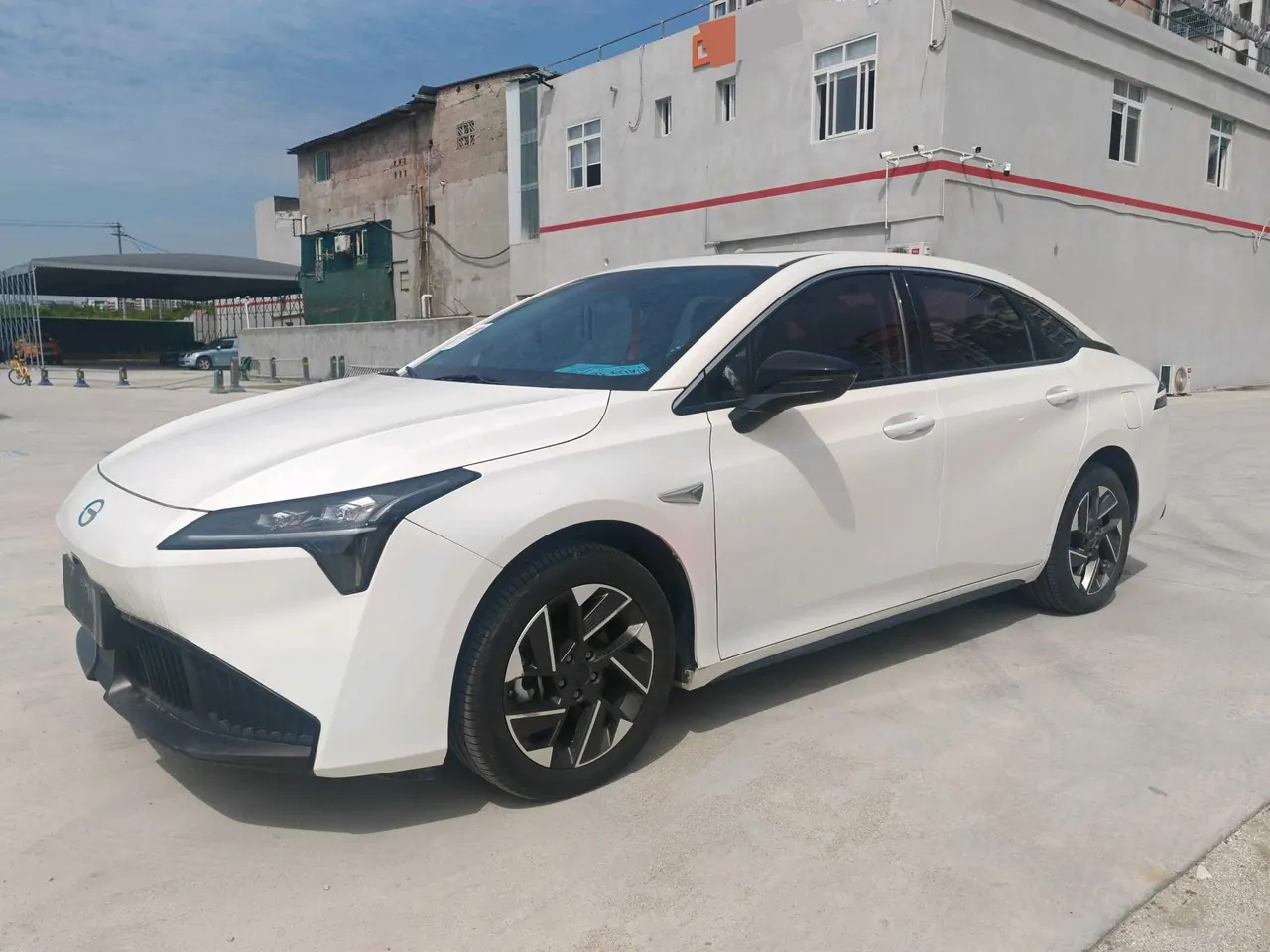 Открыть галерею: GAC Aion 2024 Aion S MAX 70 Star Edition 53.7kWh Automatic Gear