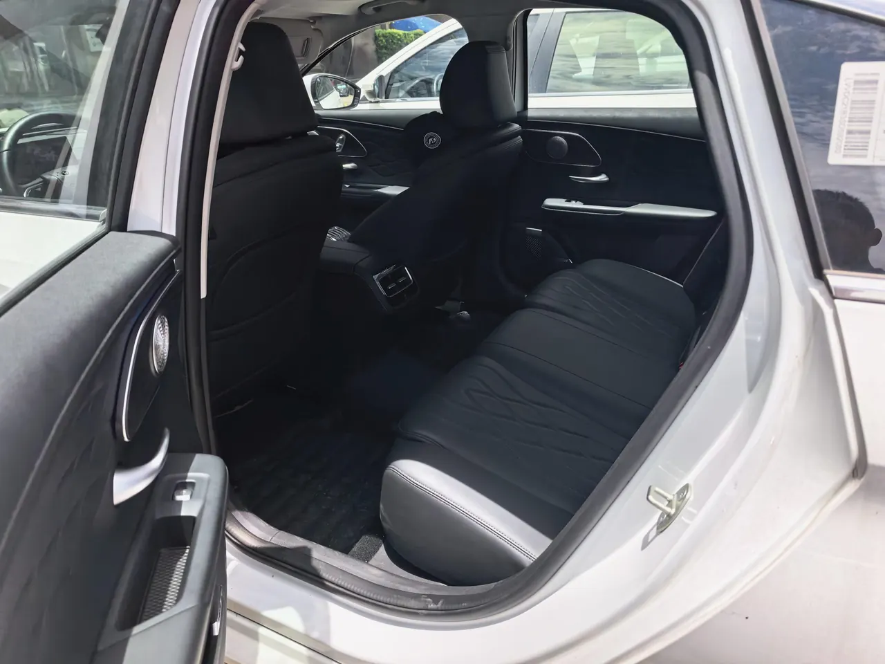 Chery 2025 Erez 8 Pro 1.6T Comfortable Automatic Gear 2