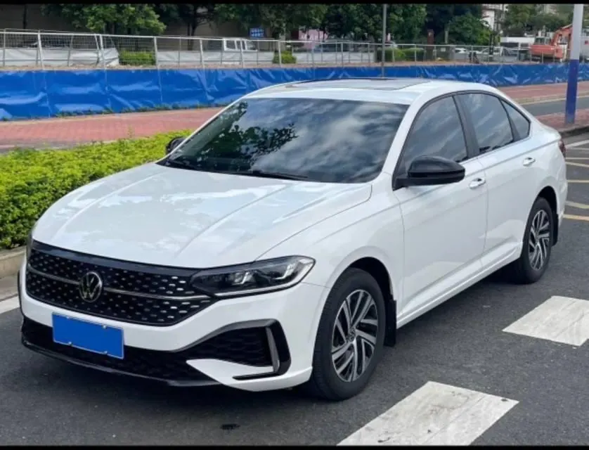 Open image lightbox: Volkswagen 2024 Lavida 1.5TSI 300TSI Full Escape Automatic Gear