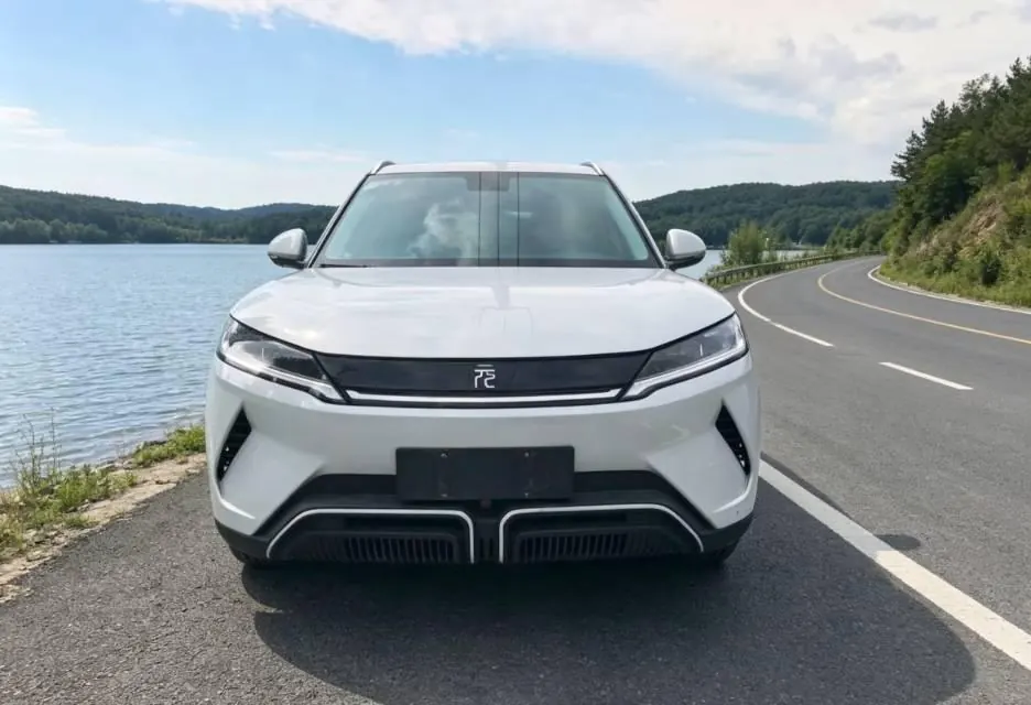 BYD 2024 Yuan UP 401KM Exceed Automatic Gear 2
