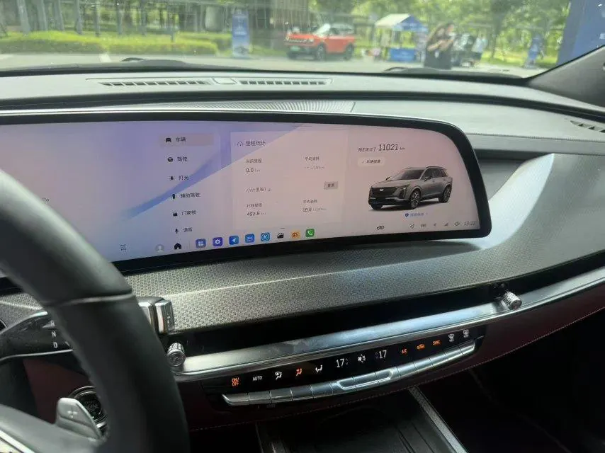 Cadillac 2025 XT5 48V 2.0T Platinum Automatic Gear 6