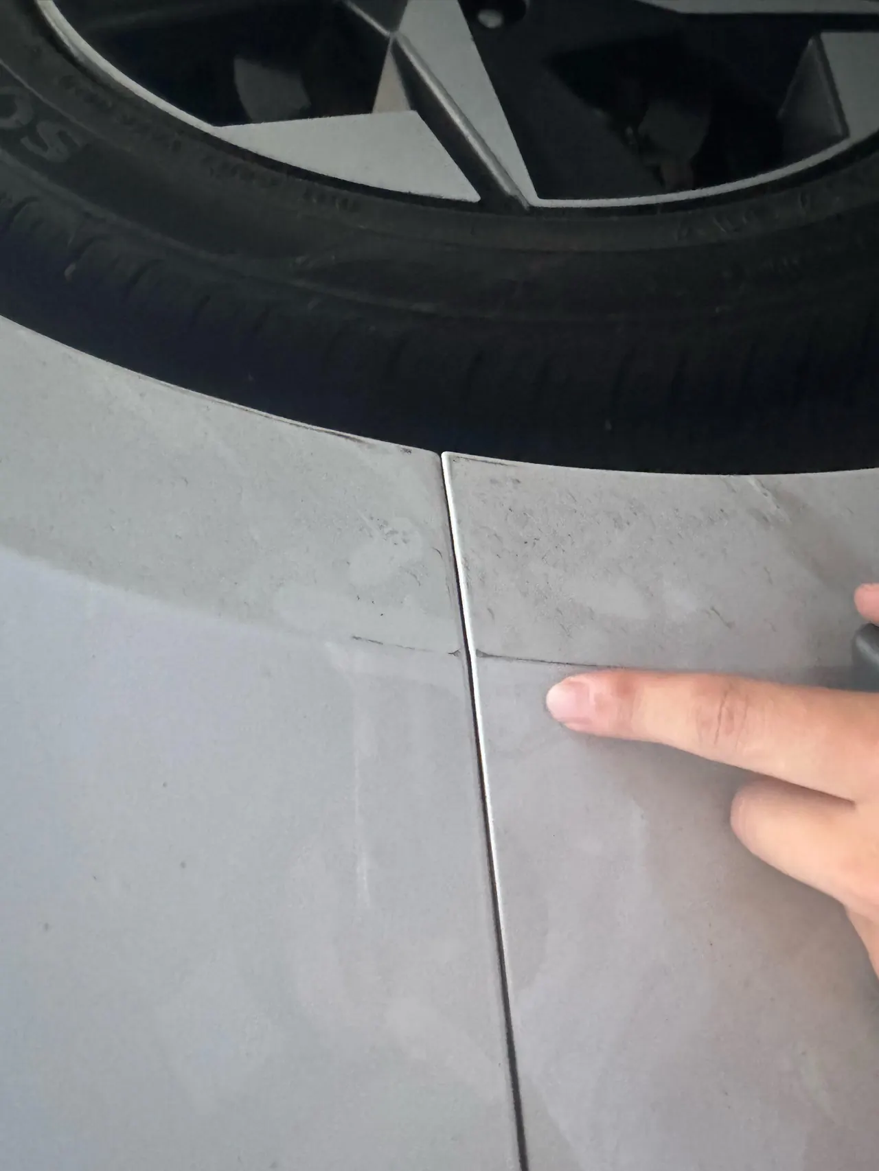 Hyundai 2023 Elantra -3-compartment 1.5 stepless LUX premium automatic gear 8