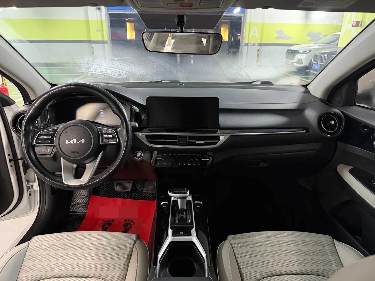 Kia 2023 K3 1.4T Deluxe Edition Automatic Gear 12