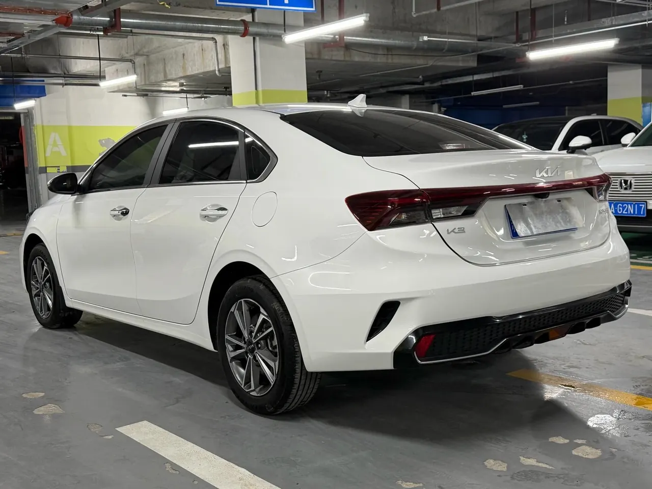 Kia 2023 K3 1.4T Deluxe Edition Automatic Gear 5
