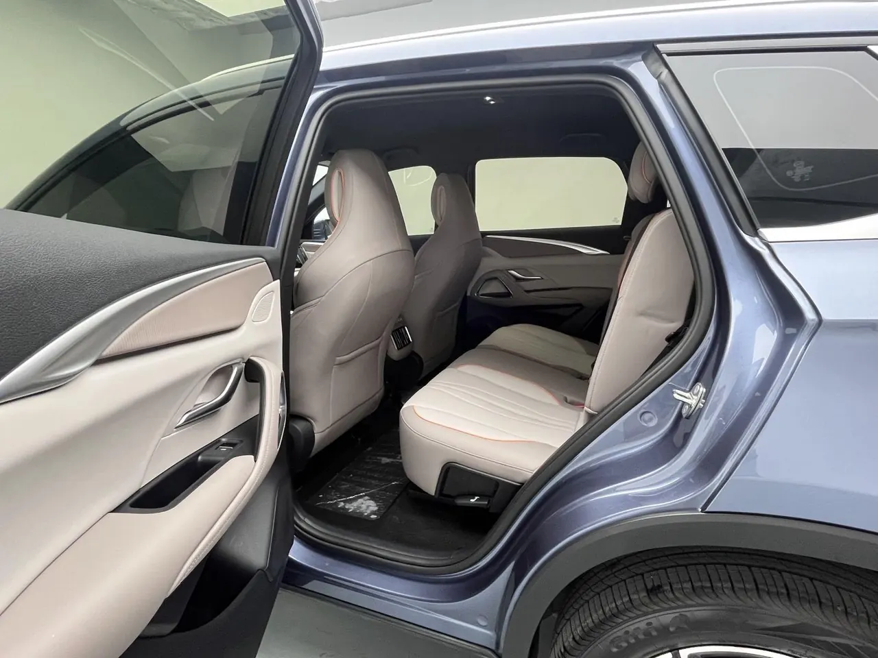 BYD Song Pro New Energy 2024 Song Pro DM-i 1.5 Stepless Glory Edition Pilot 71KM Automatic Gear 6