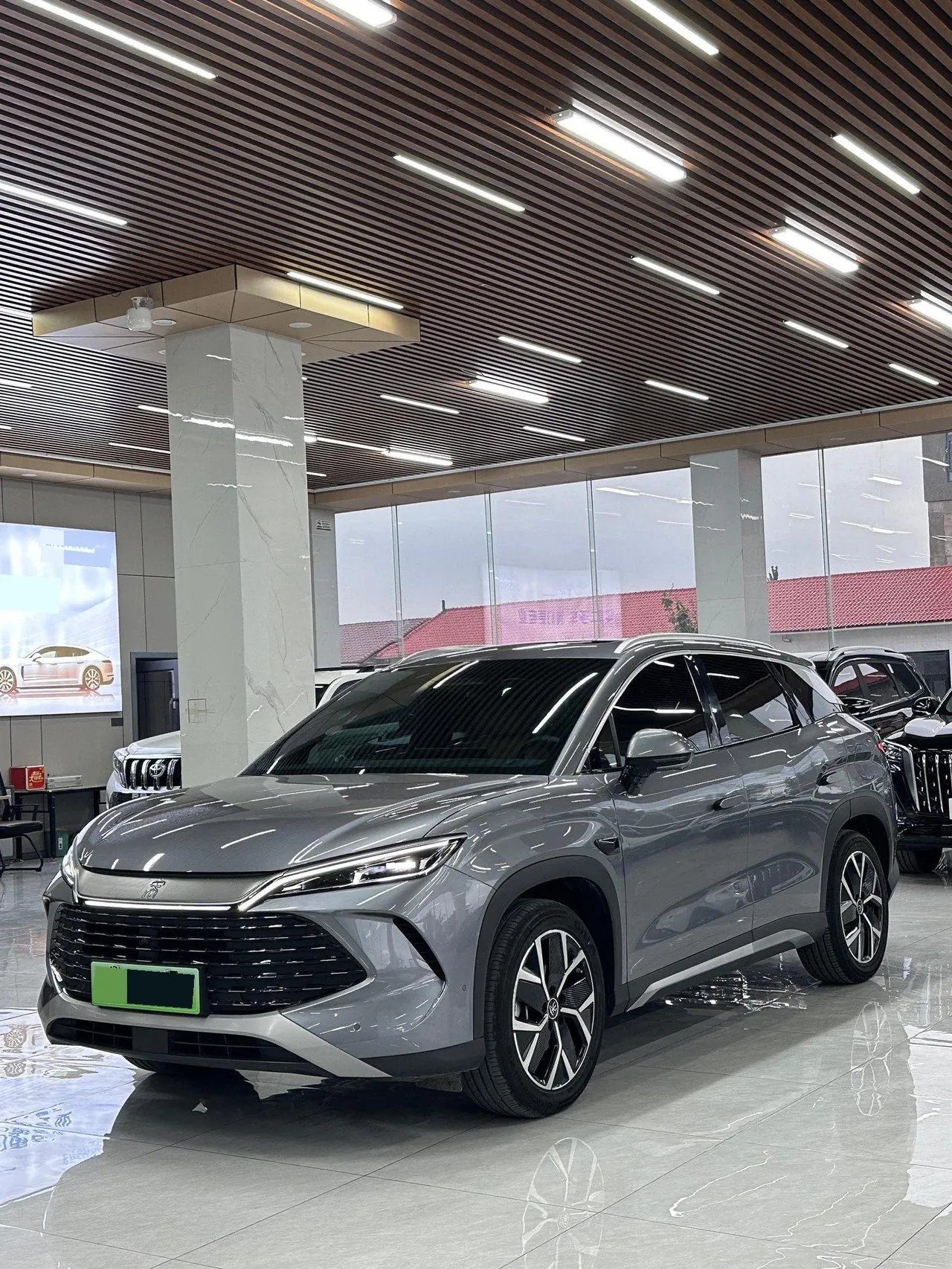 Open image lightbox: BYD 2024 Song L DM-i 1.5 Stepless 160km Excellent Automatic Transmission