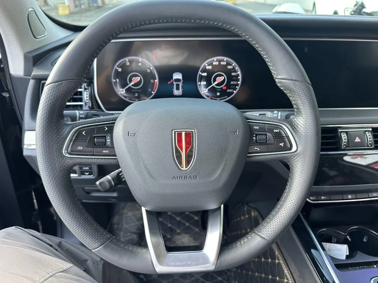 HongQi 2022 HS5 2.0T Zhilian Flag Edition Automatic Gear 4