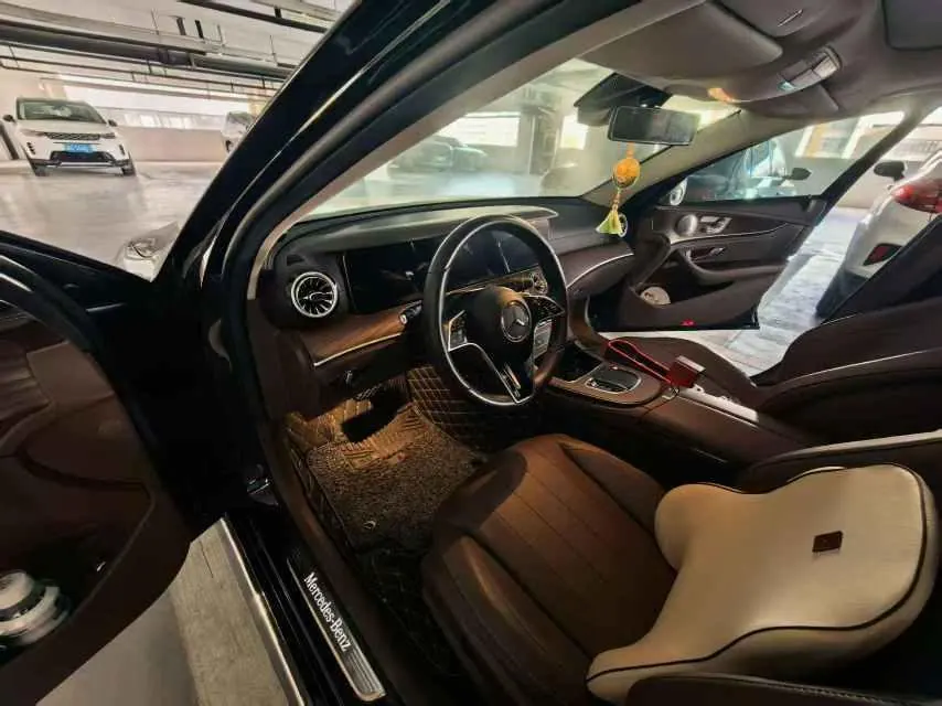 Mercedes Benz E-Class 2022 E 300 L 2.0T Fashion Automatic Gear 5