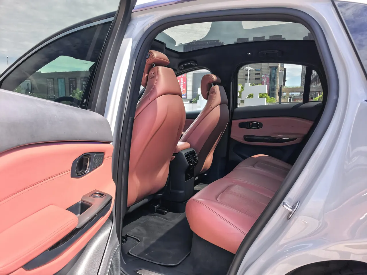 NIO 2020 EC 6 605KM Sports Edition Automatic Gear 12