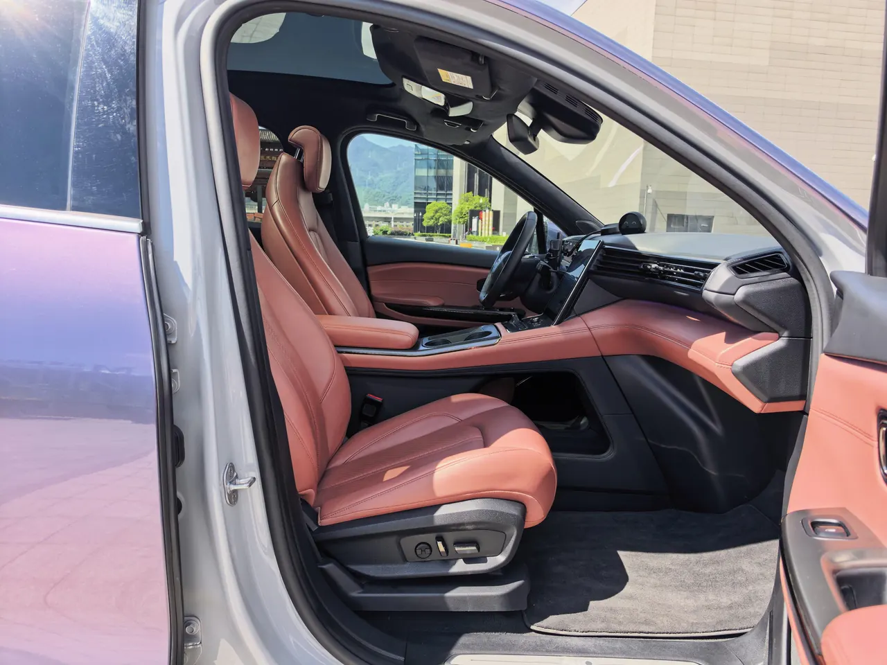 NIO 2020 EC 6 605KM Sports Edition Automatic Gear 4