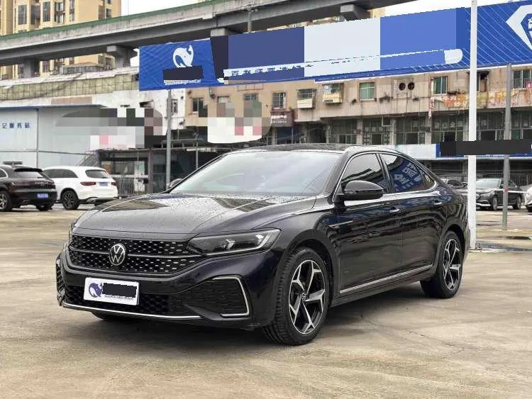 Открыть галерею: Volkswagen 2024 Passat 2.0TSI 380TSI Star Flagship Automatic Gear
