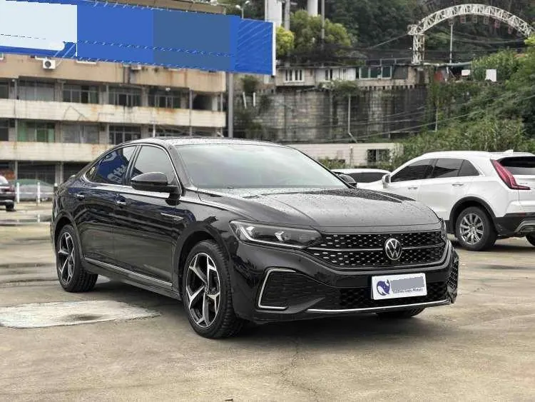 Volkswagen 2024 Passat 2.0TSI 380TSI Star Flagship Automatic Gear 3